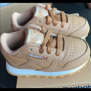 Reebok Classic Soft Camel 4M Toddler shoes